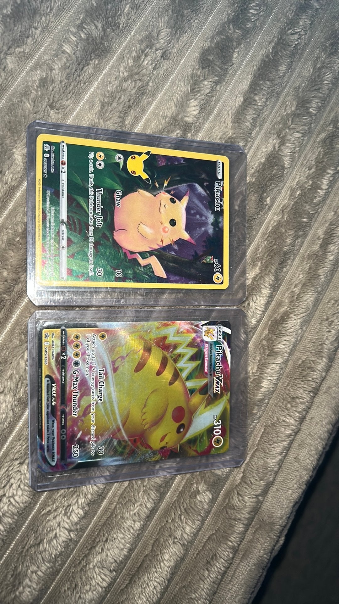 Pikachu kaart, Hobby & Loisirs créatifs, Enlèvement ou Envoi, Comme neuf