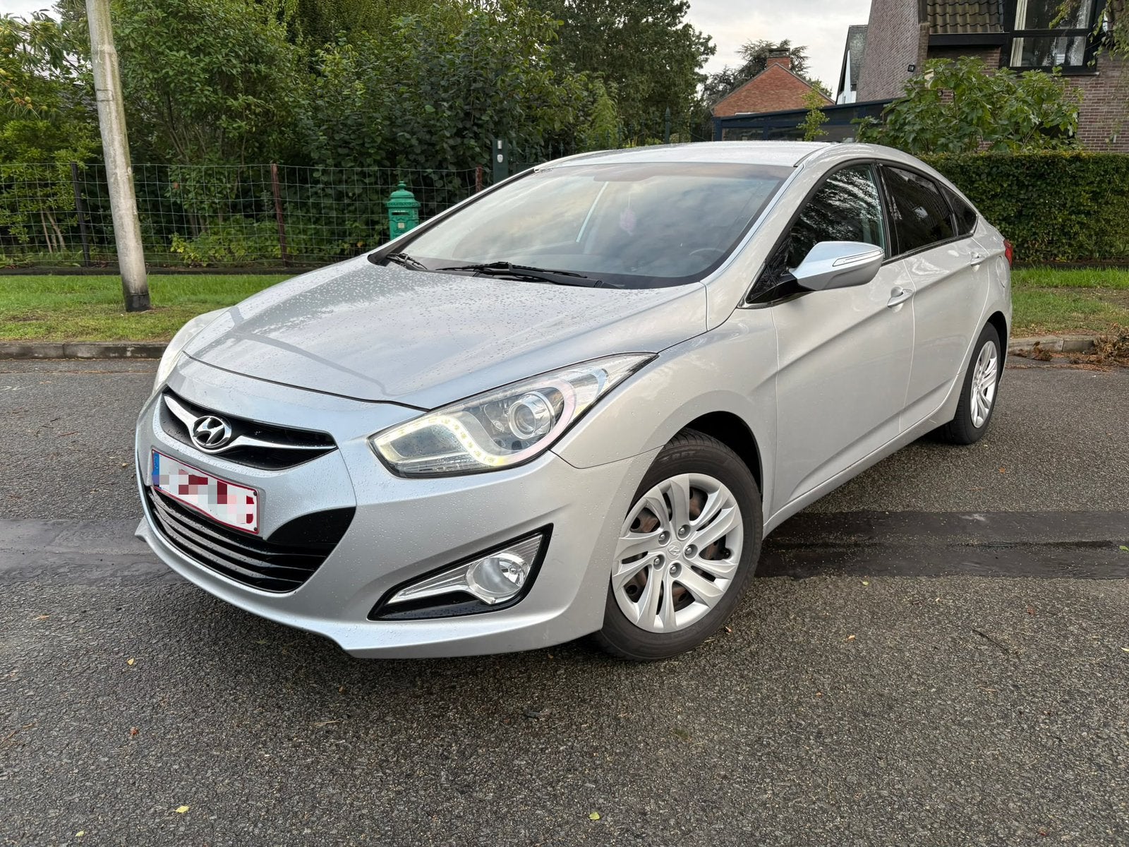 Hyundai i40 1.7 CRDi Diesel – Apple CarPlay – Trekhaak, Autos, Achat, Boîte manuelle, Entretenue par le concessionnaire, Noir