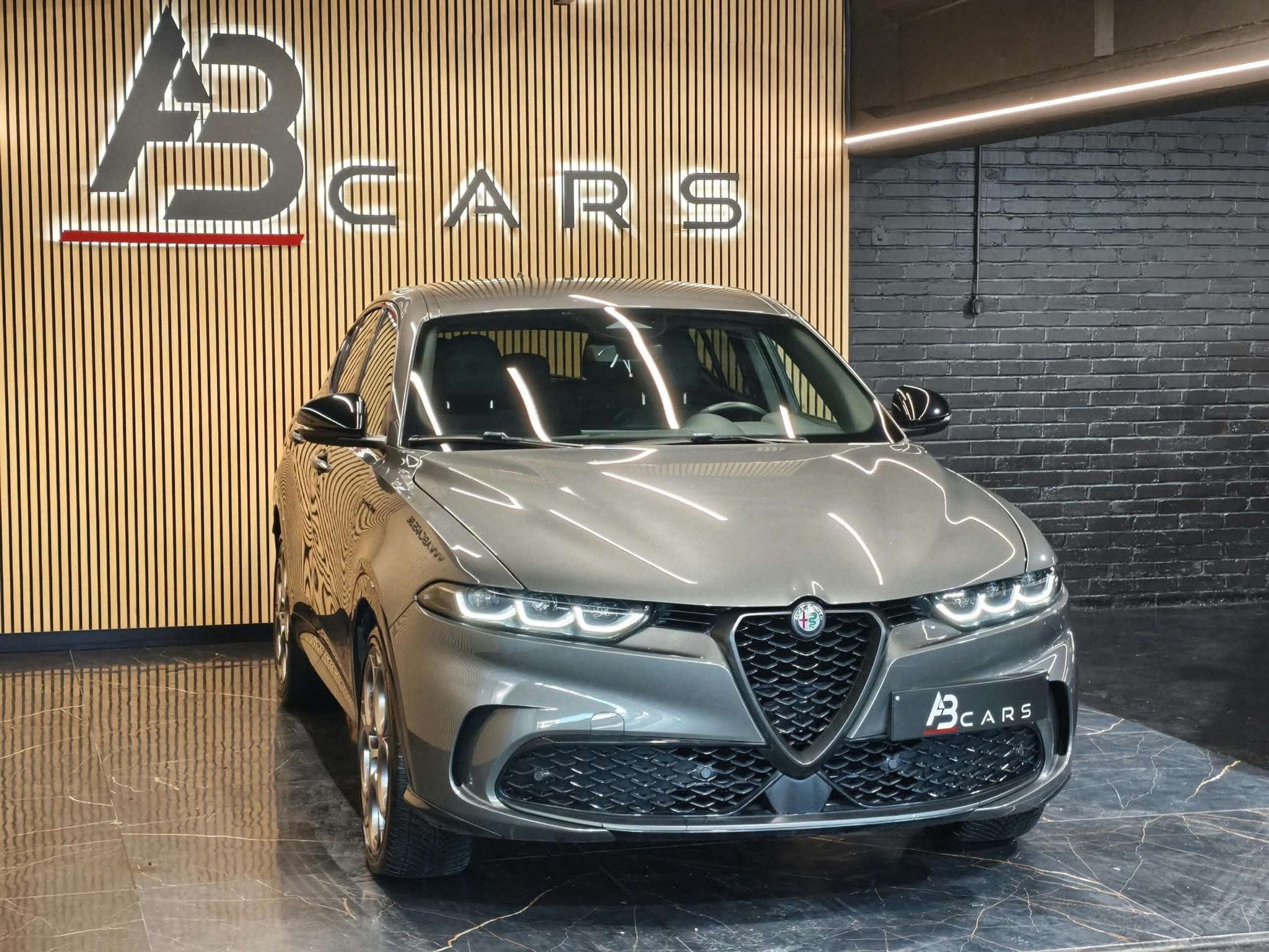 Alfa Romeo Tonale 1.5 MHEV SPRINT * GARANTIE 12 MOIS *, Autos, Argent ou Gris, Achat, 140 g/km, Entreprise