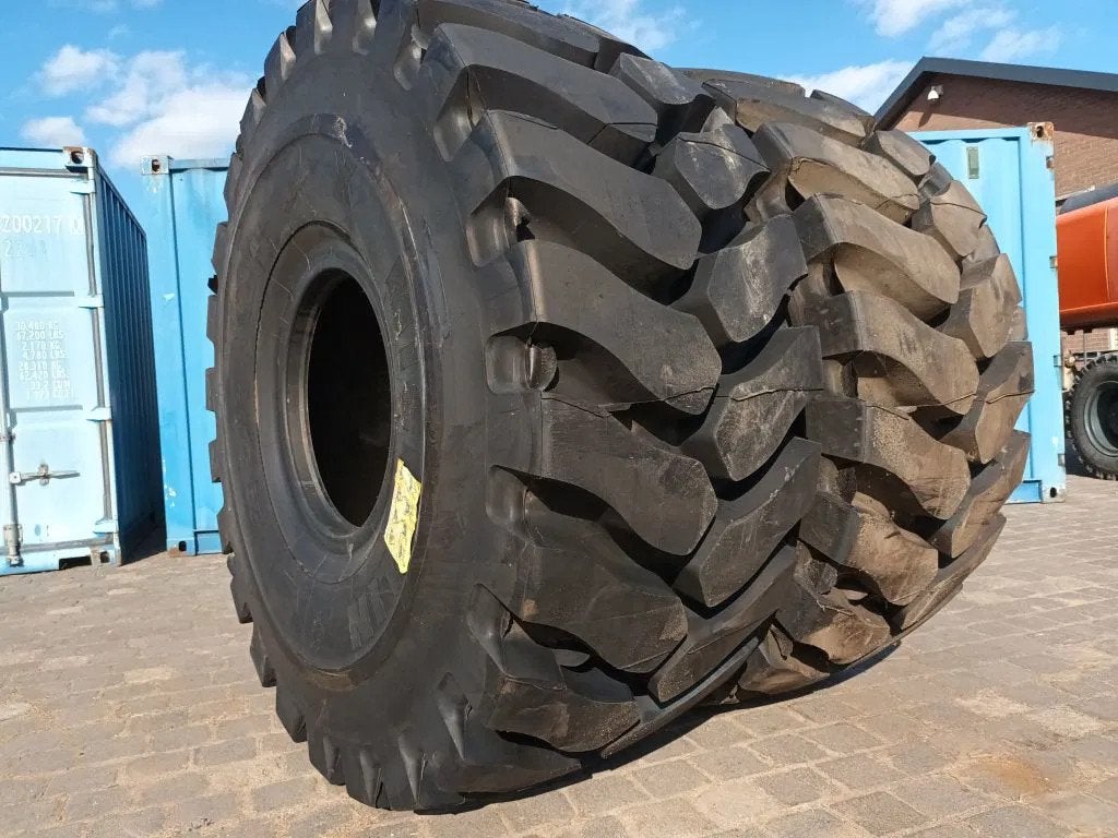 Michelin Unused 29.5R25 XLDD2A, Articles professionnels, Machines & Construction | Pièces