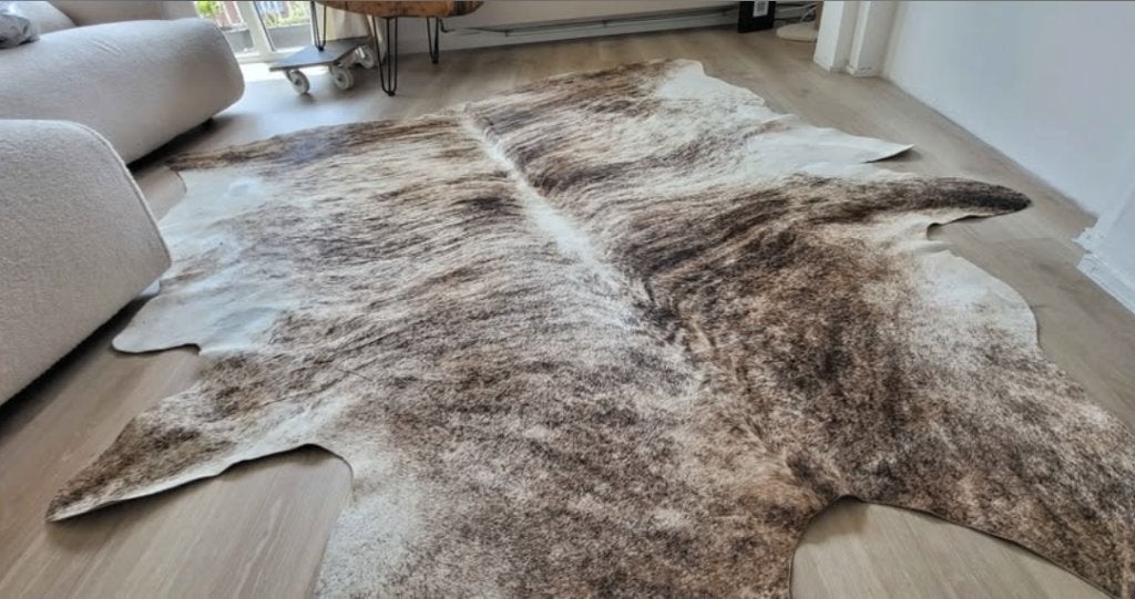 peau de vache, 150 à 200 cm, Comme neuf, Enlèvement, Crème