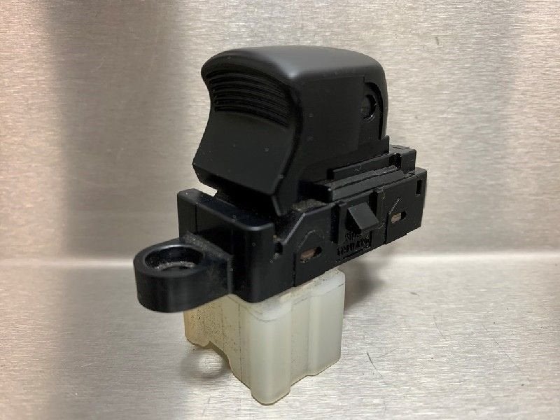 COMMUTATEUR VITRES ELECTRIQUES Nissan Qashqai (J11), Utilisé, Nissan