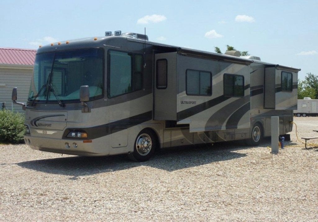 Usa Camper Damon Ultrasport 3873, Chemisch toilet, Buscamper of Camperbus, Ringverwarming, 10 meter en meer