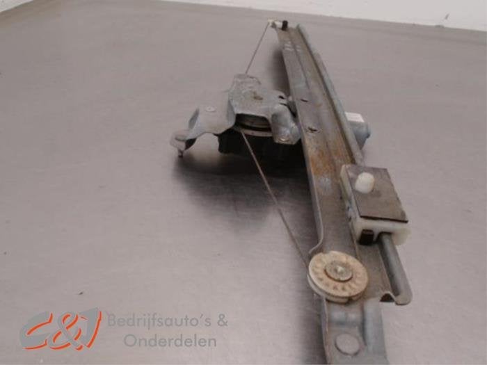 Mécanique vitre 2portes avant gauche d'un Opel Vivaro, -, Opel, 3 mois de garantie, Utilisé