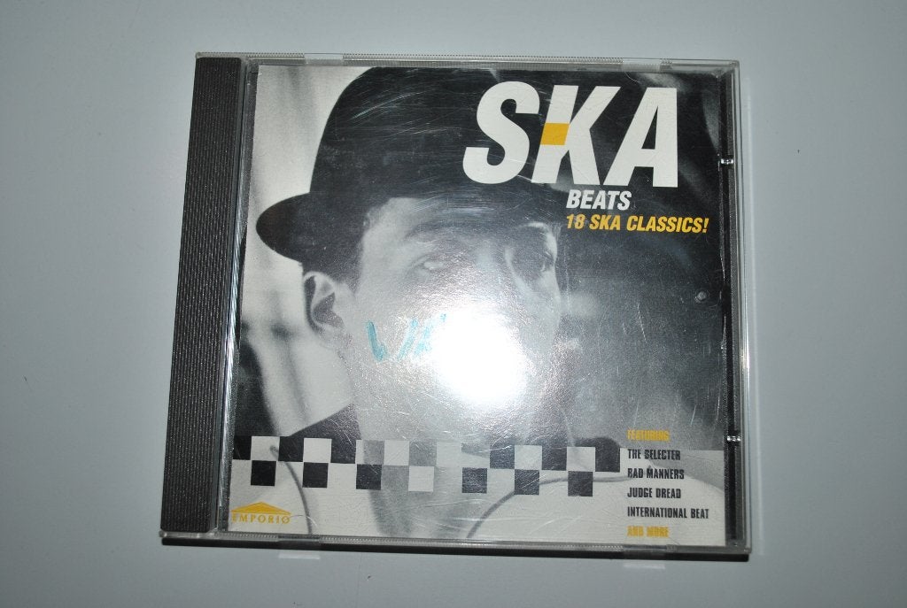 Ska Beats/18 Ska Classics Etat correct/Lecture OK, Enlèvement ou Envoi, Ska, Utilisé
