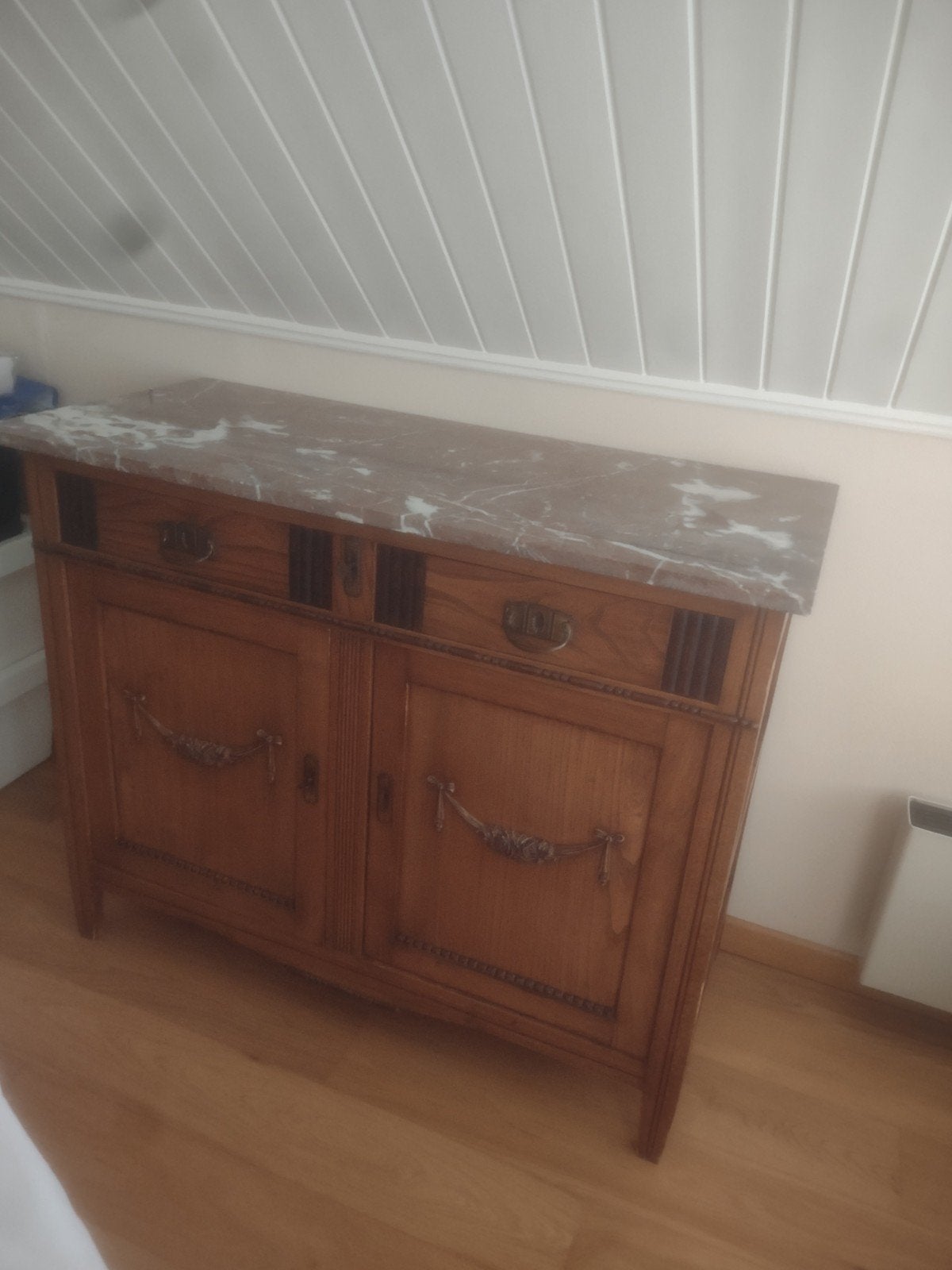 ancienne armoire rustique en pin avec dessus en marbre, Enlèvement, Utilisé