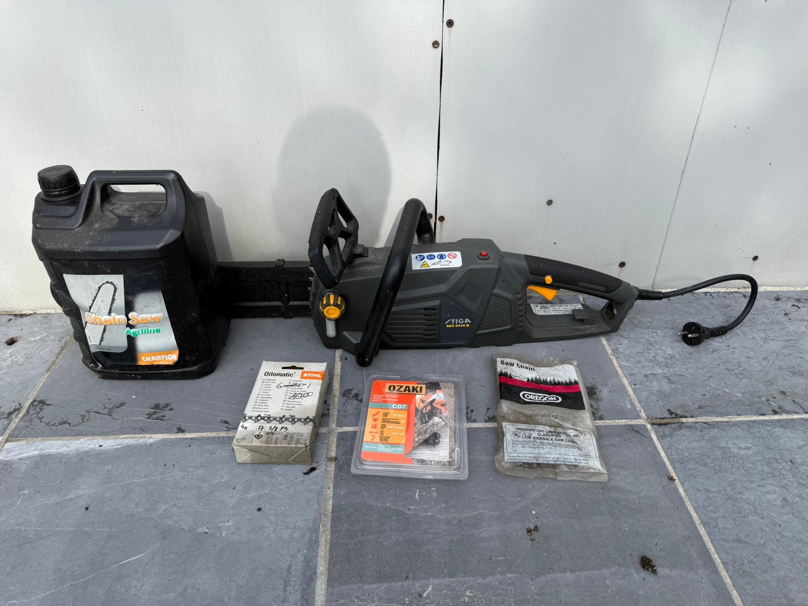 Elektrische kettingzaag, Ophalen, Zo goed als nieuw, 1200 watt of meer, Kettingzaag