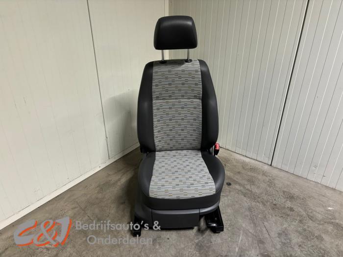 Stoel rechts van een Volkswagen Caddy, Gebruikt, -, Volkswagen, -