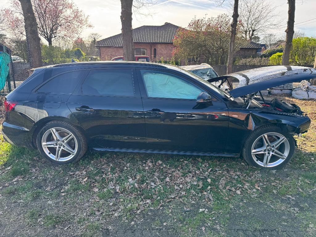 Audi A4 2.0 TSI ongevalwagen met 87000 km, Autos, Cuir, Achat, Boîte manuelle, A4