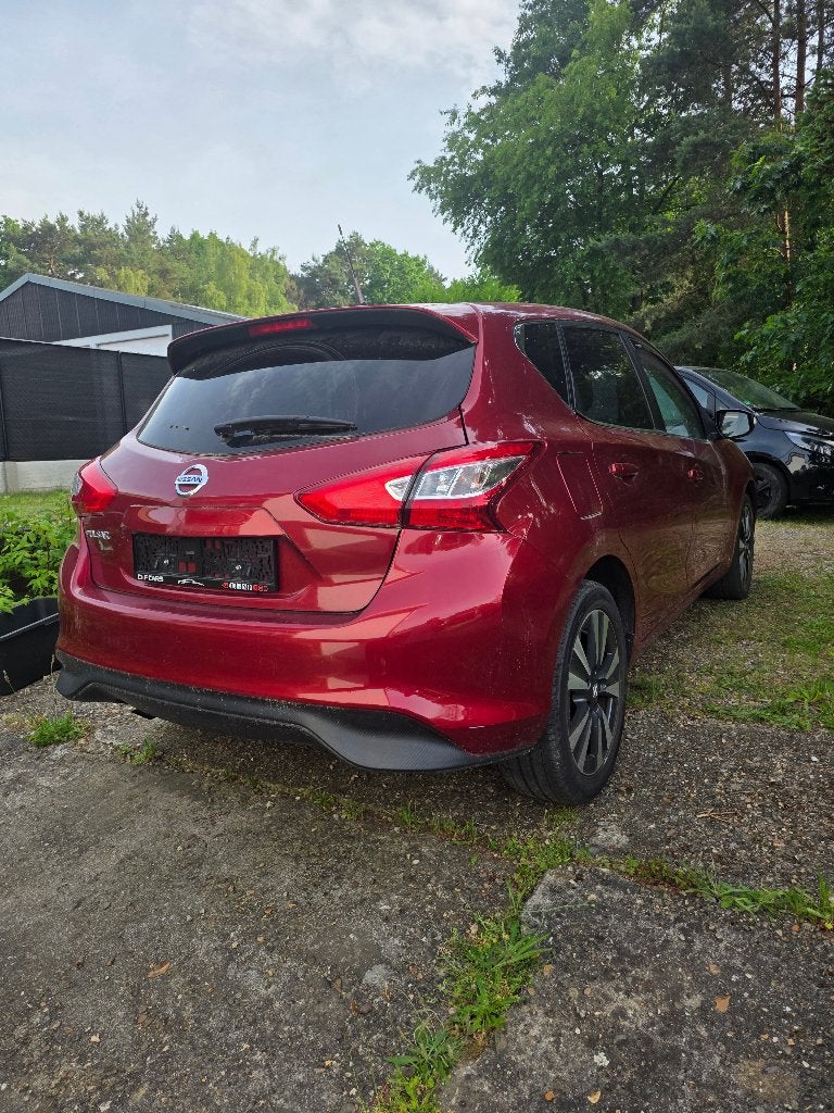 Nissan Pulsar 1200 essence à réparer, Rouge, Achat, Euro 6, Entreprise