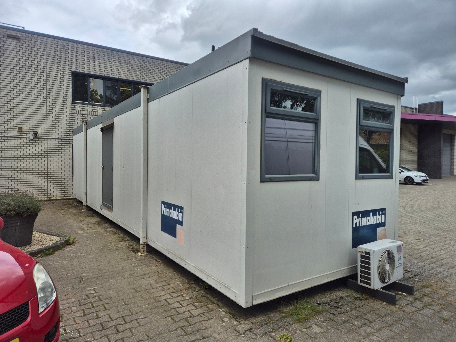 kantoorunit 12x3m woonunit bouwkeet container huisvesting, Zakelijke goederen, Ophalen