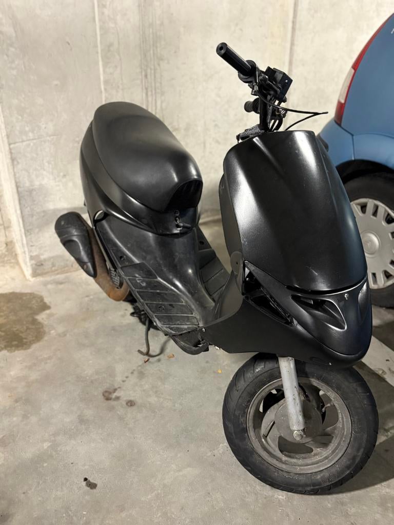 Buxy a klasse te koop  of ruilen, Vélos & Vélomoteurs, Scooters | Piaggio, Enlèvement, Comme neuf