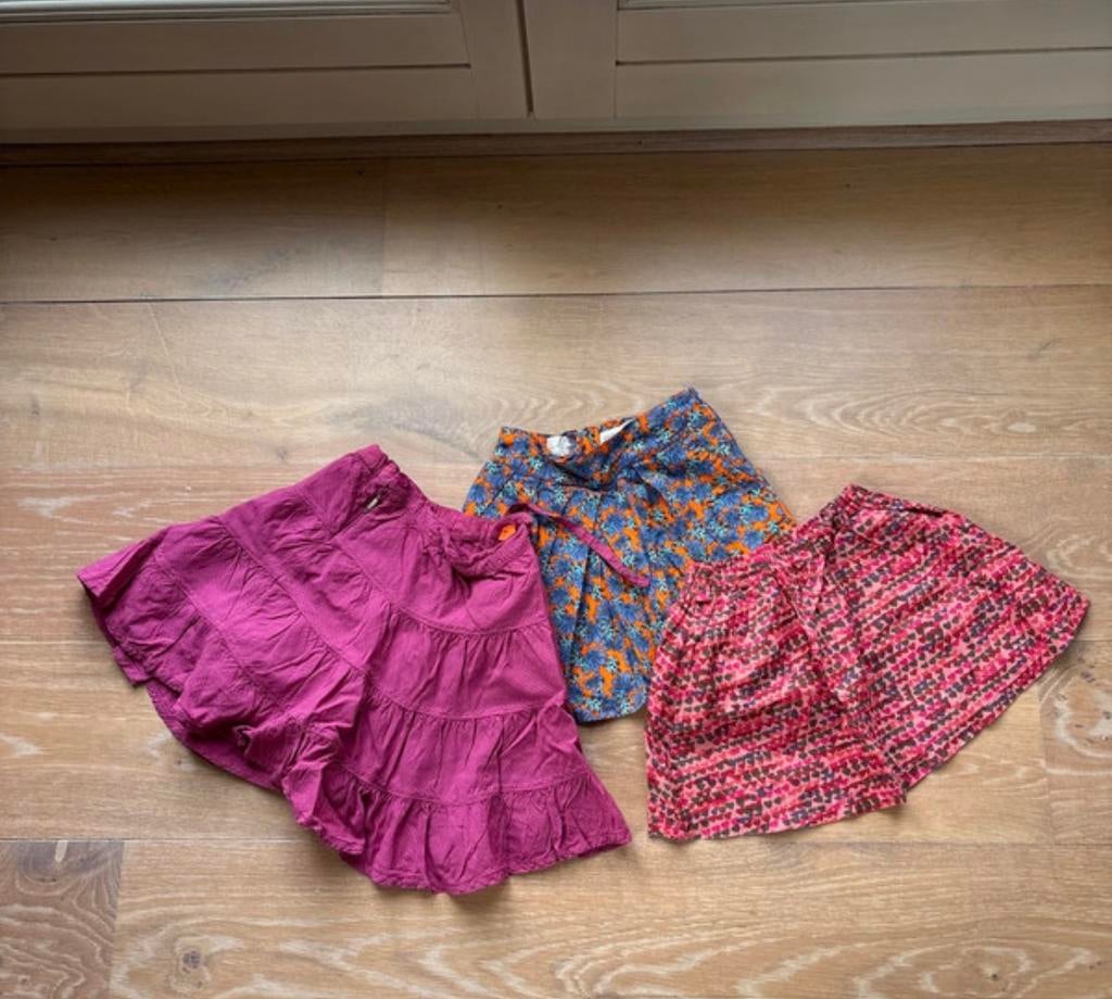 3 hippe rokjes maat 92, Enlèvement ou Envoi, Comme neuf