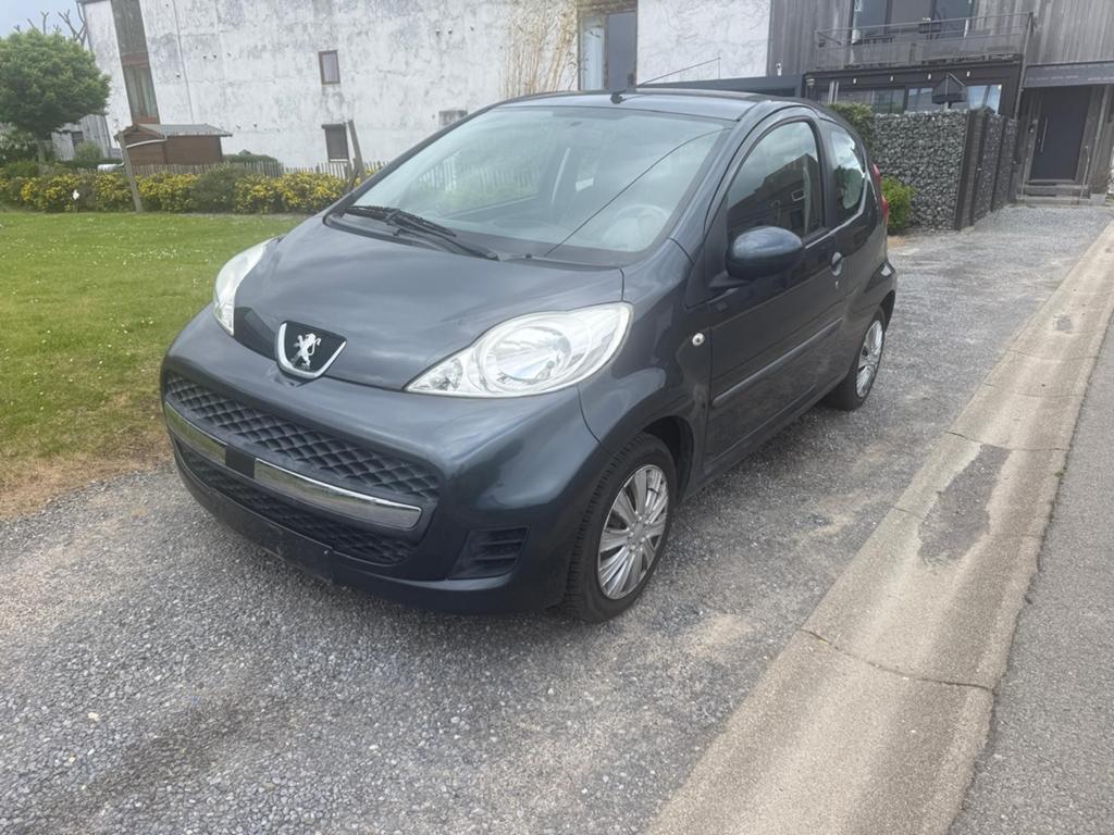 Peugeot 107 impeccable prête à immatriculée, Autos, Peugeot, Particulier, Vitres électriques, Radio, USB, Essence, Enlèvement