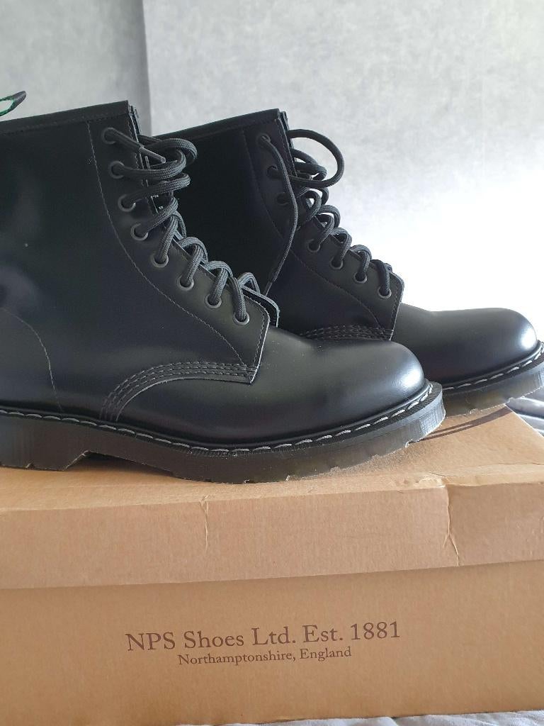 Solovair Classics Derby Boots met 8 veterogen, Comme neuf, Boots et Botinnes, Solovair, Noir