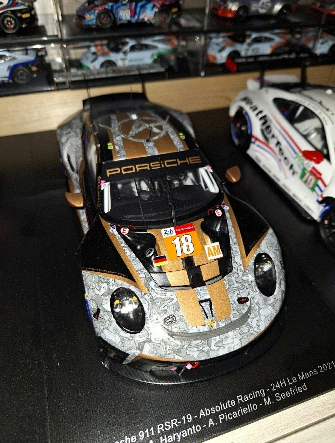 1:18 Porsche 911 RSR-19 #18 Absolute Racing 24H Le Mans 2021, Ophalen of Verzenden, Zo goed als nieuw, Auto
