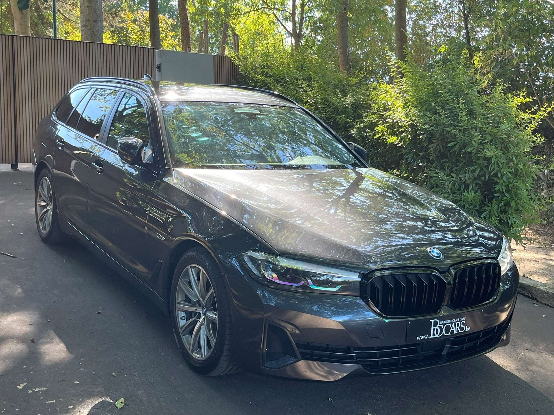 BMW 530 ea LCI-M-Stuur-Led-Prof-ACC-Cockpit Pro-Cam-20", Auto's, BMW, Automaat, Zwart, Bedrijf, Hybride Elektrisch/Benzine