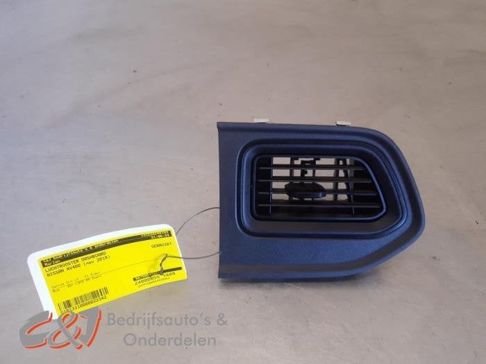 Grille aération tableau de bord d'un Nissan NV400, -, 3 mois de garantie, Utilisé, -