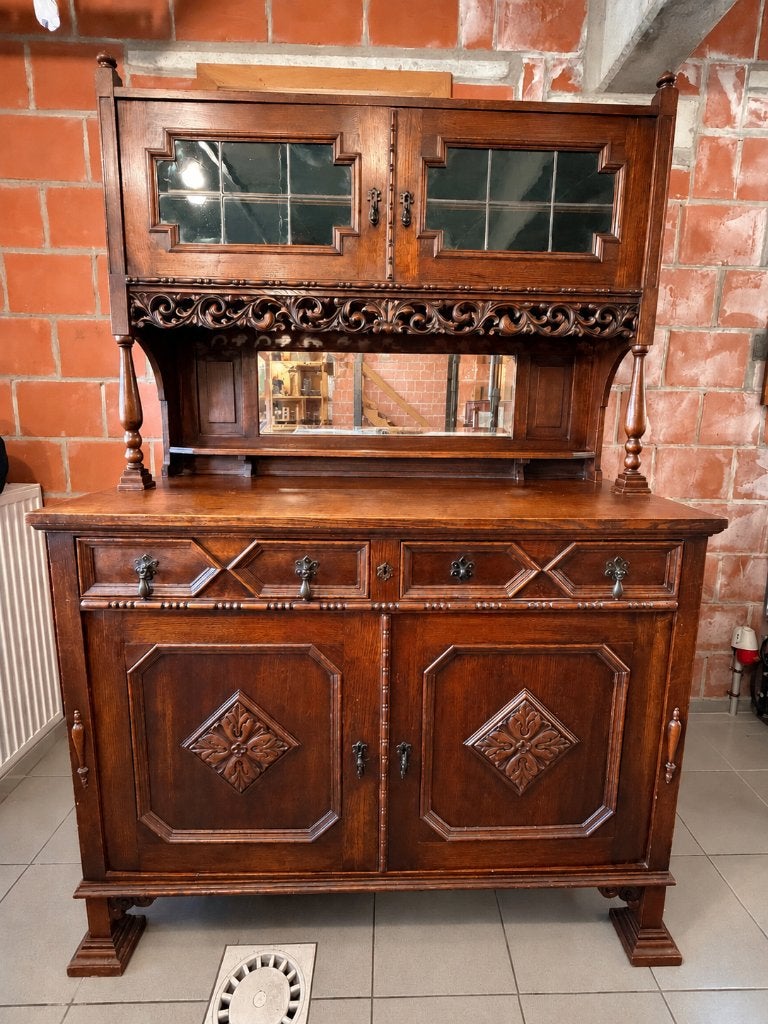 Buffet-vaisselier en chêne sculpté début XXe siècle, Enlèvement