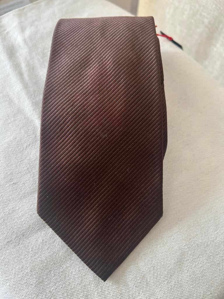 Ascot cravate soie marron neuf, Enlèvement ou Envoi, Neuf, Uni