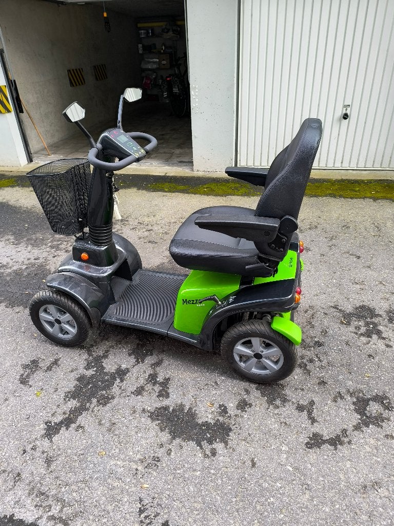 Mooie Mezzo 4, Diversen, Brommobielen en Scootmobielen, Zo goed als nieuw, 36 t/m 45 km, 11 t/m 15 km/u, Ophalen