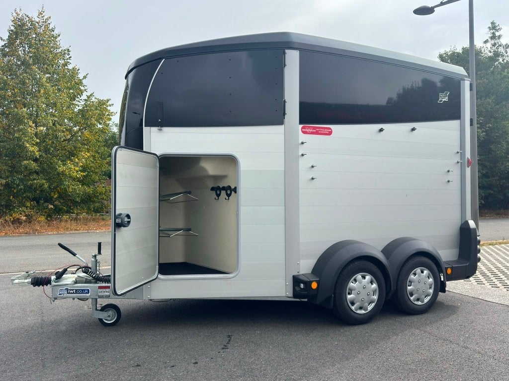 Ifor Williams HBX 511 TL Paardentrailer 2 Paards Zadelkamer, Dieren en Toebehoren, Ophalen, Nieuw, Aluminium, 2-paards trailer