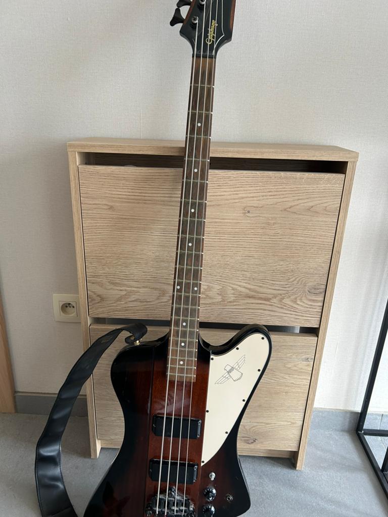 Gitaar Epiphone Thunderbird IV VSB, Muziek en Instrumenten, Snaarinstrumenten | Gitaren | Bas, Ophalen, Gebruikt, Elektrisch