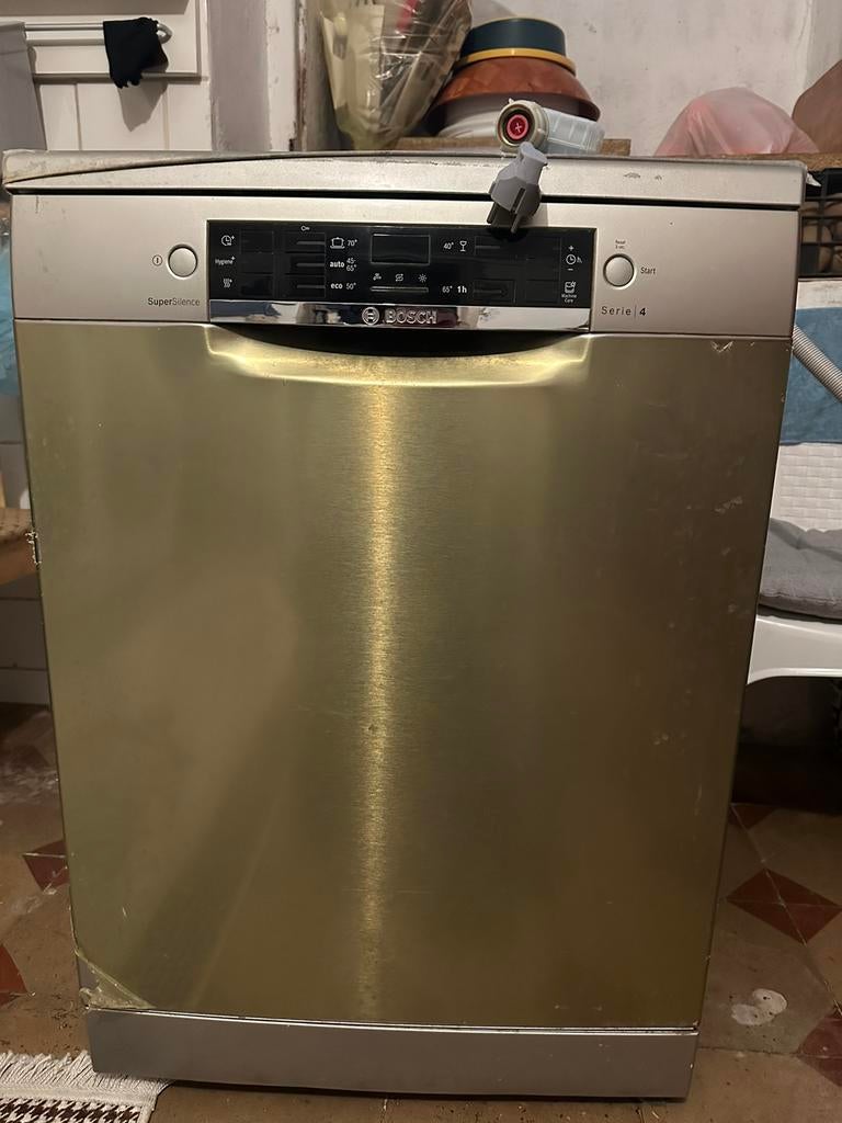 Lave-Vaisselle BOSCH GRATUIT, Electroménager, Classe énergétique A ou plus économe, Moins de 10 litres, Comme neuf, Enlèvement