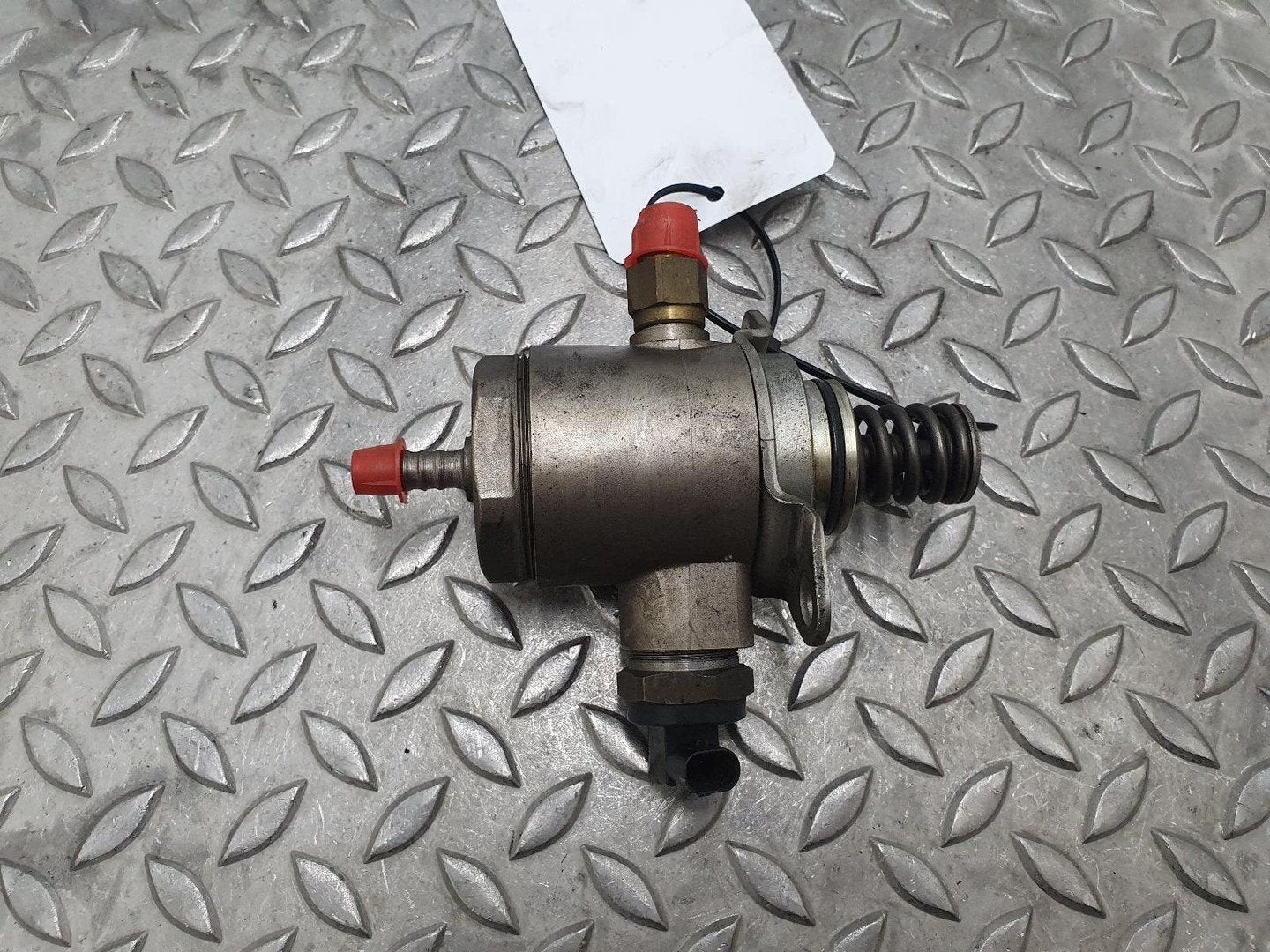 VOLKSWAGEN GOLF BRANDSTOF POMP VOOR DE INJECTOR 2011, Auto-onderdelen, Ophalen of Verzenden, Gebruikt, ARN erkend