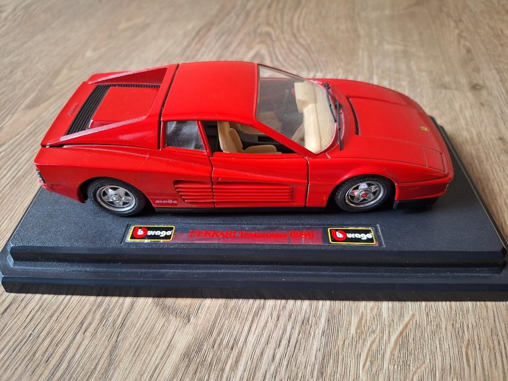 Bburago Ferrari Testarossa (1964), Ophalen of Verzenden, Zo goed als nieuw
