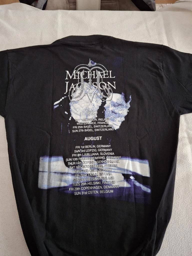 t. shirt .. Jackson, Ophalen