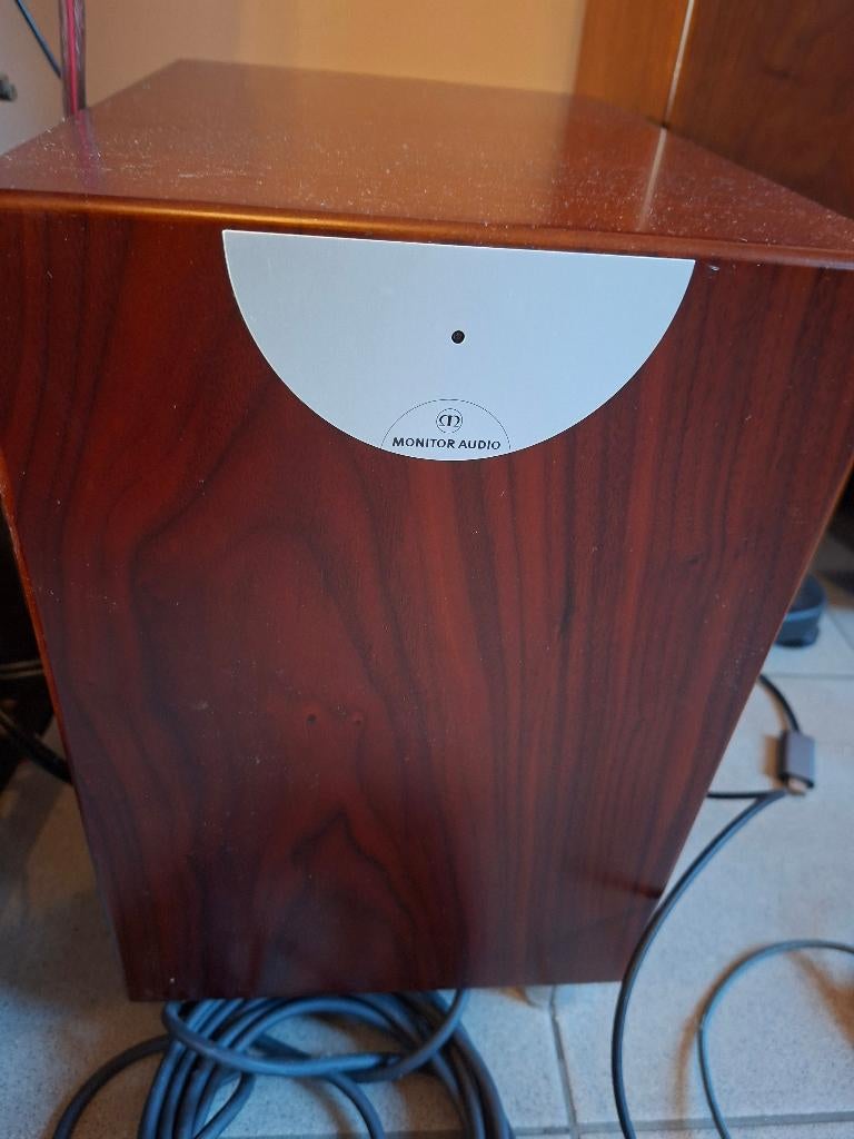 Caisson de basses Monitor Audio — Avant restauration, Autres marques, Subwoofer, Enlèvement, Utilisé