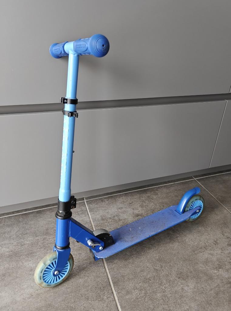 kinderstep met led-wielen, Fietsen en Brommers, Steps, Ophalen, Gebruikt, Gewone step