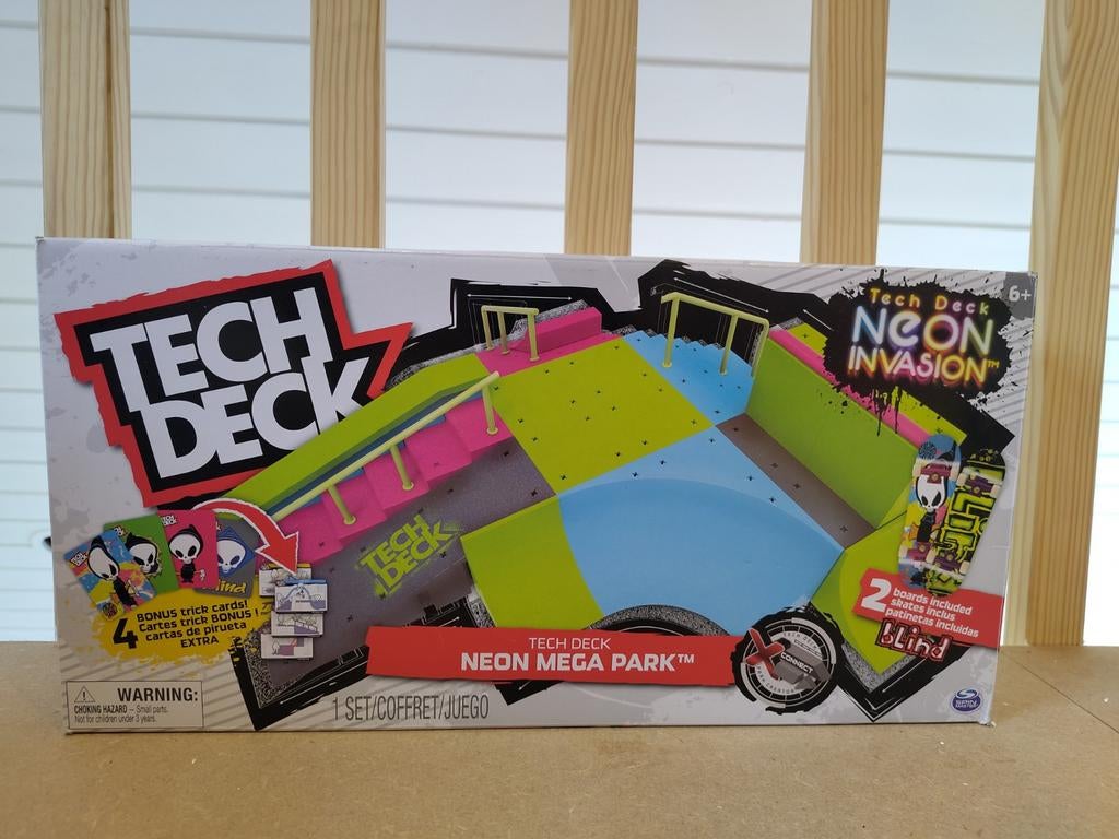 Tech Deck Mega Neon Park, Ophalen