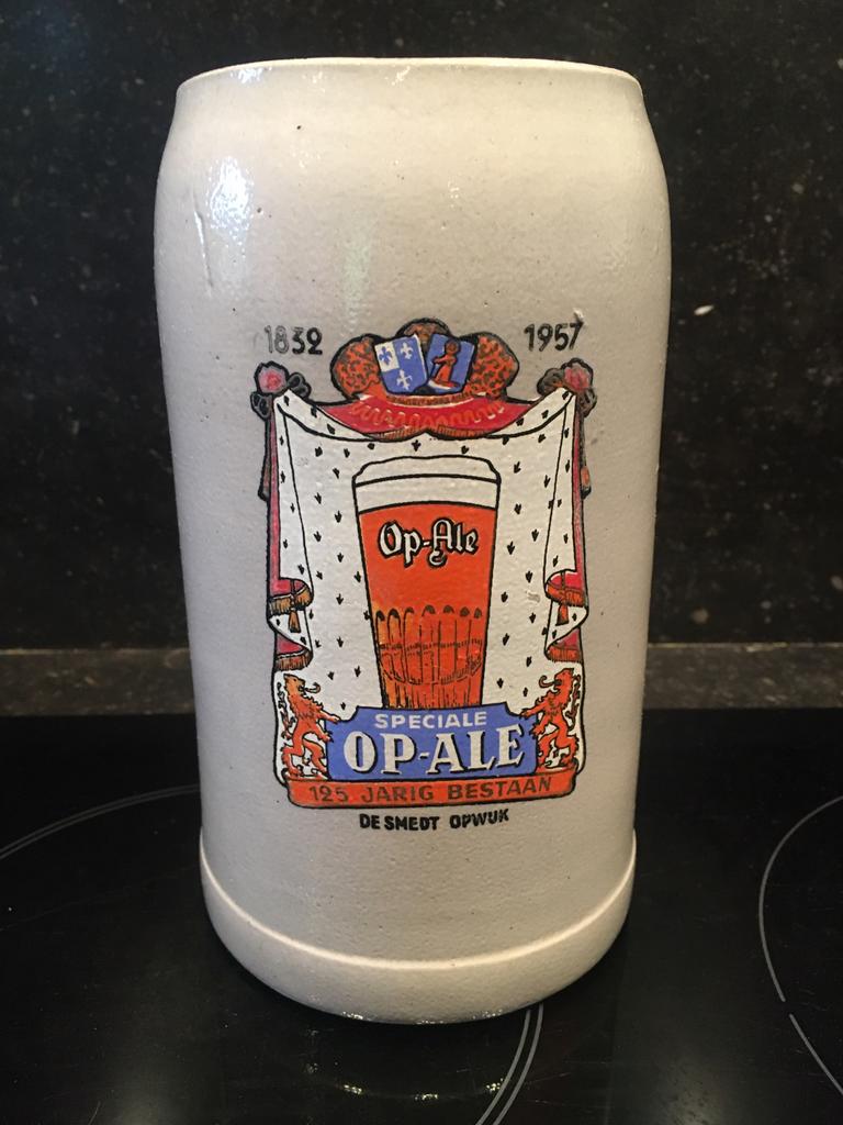 op-ale speciale de smedt opwijk bierpul chope kroes 1 liter, Verzamelen, Ophalen of Verzenden, Gebruikt, Pul(len), Overige merken
