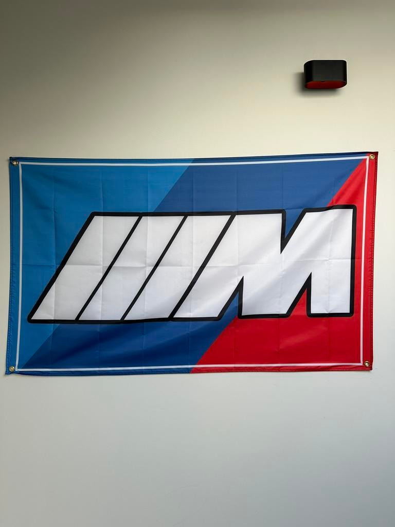 Drapeau BMW M, Divers, Drapeaux & Banderoles, Enlèvement ou Envoi, Comme neuf