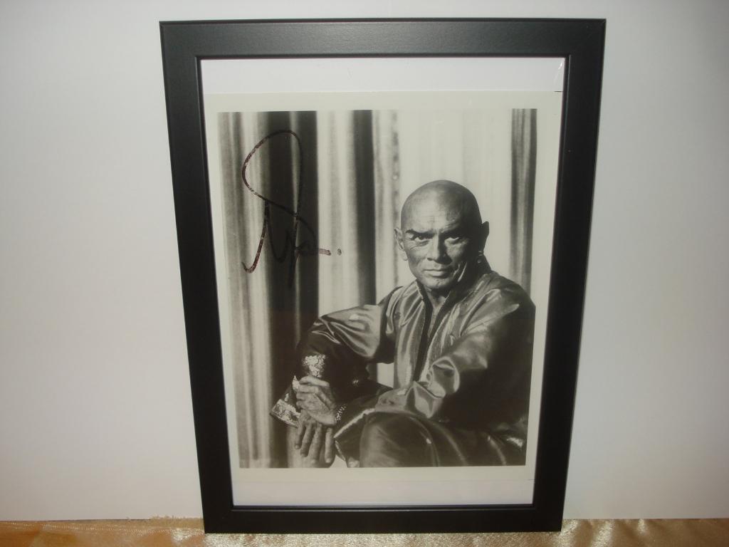 YUL BRYNNER Photo d'Epoque avec Signature Originale - Rare, Rechthoekig Staand, Met lijst, A4 of kleiner, Ophalen of Verzenden