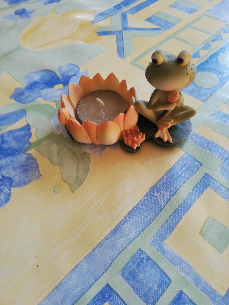 Bougeoir grenouille. Neuf., Antiquités & Art, Enlèvement ou Envoi
