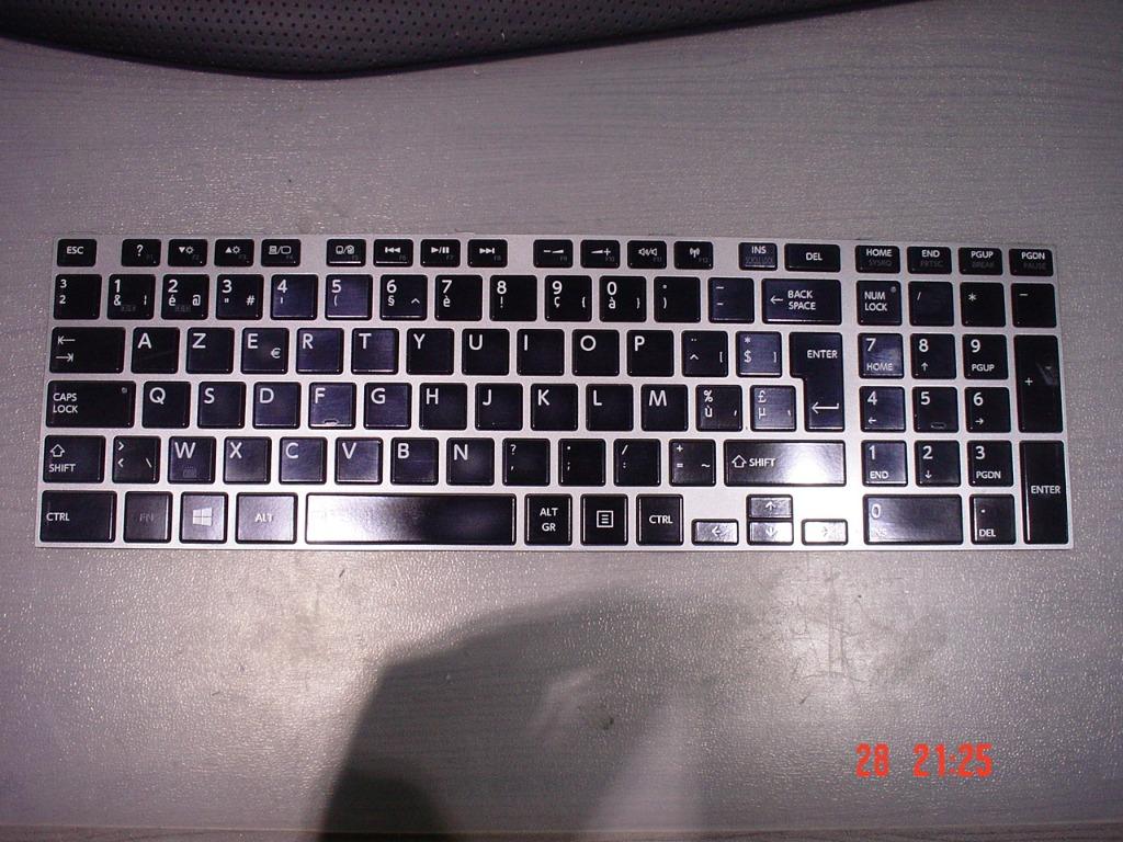 Clavier Toshiba Satellite P855/870, Enlèvement ou Envoi, Utilisé