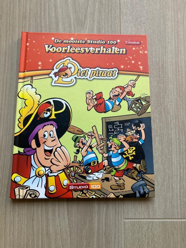 De mooiste Studio 100 voorleesverhalen - Piet Piraat, Ophalen of Verzenden, Zo goed als nieuw