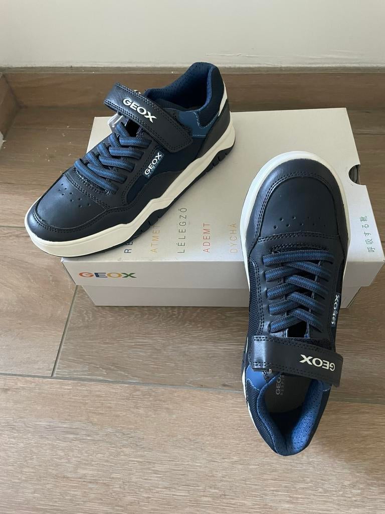 Nieuwe Geox schoenen - maat 37 - voor een jongen, Ophalen, Schoenen, Nieuw, Jongen