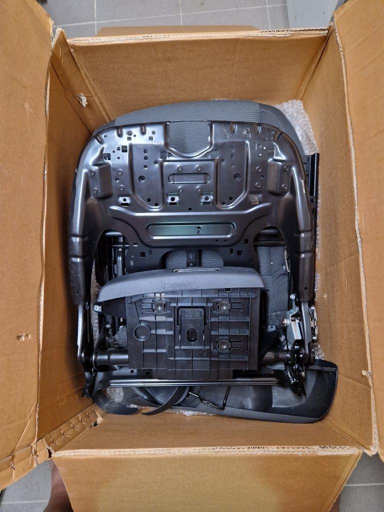 Seat Vag passagiersstoel, rechtsvoor 1k3881106EJ, Ophalen, Gebruikt, Audi