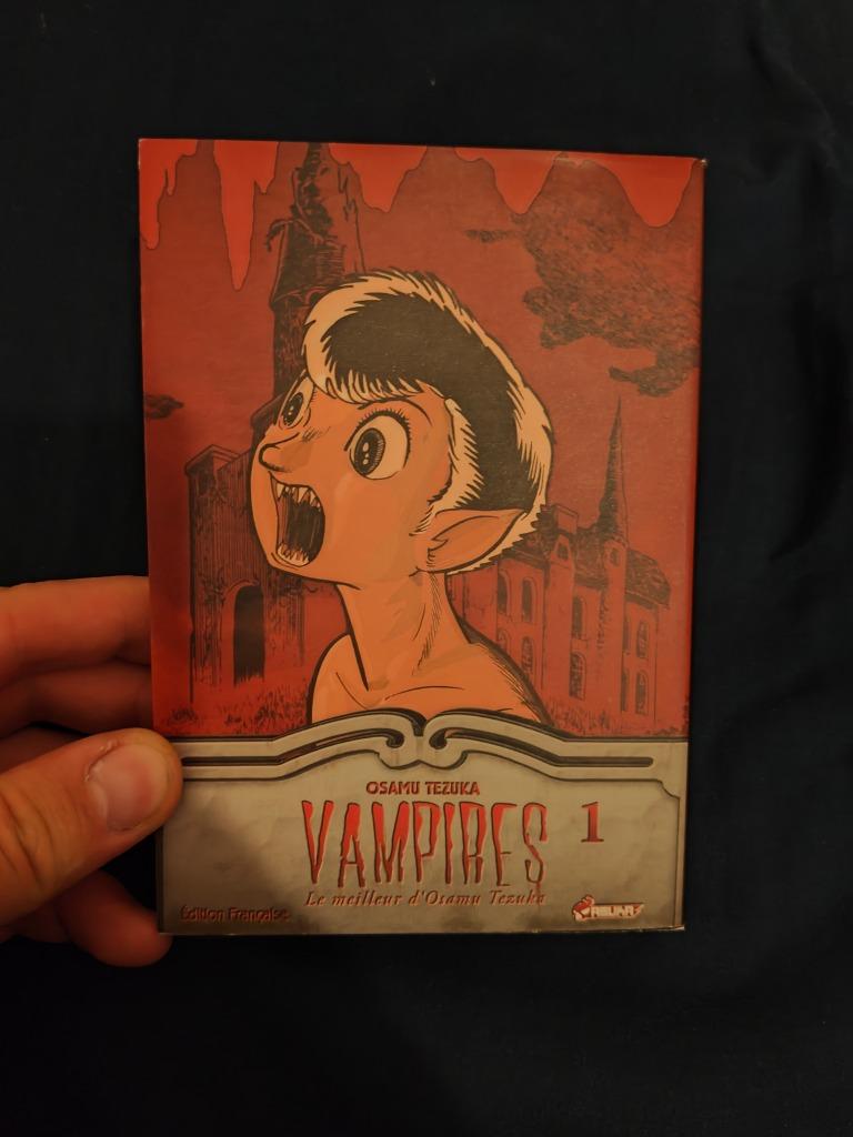manga rare Vampires tome 1 par Osamu Tezuka parfait état, Enlèvement ou Envoi, Comme neuf, Comics, Japon (Manga)