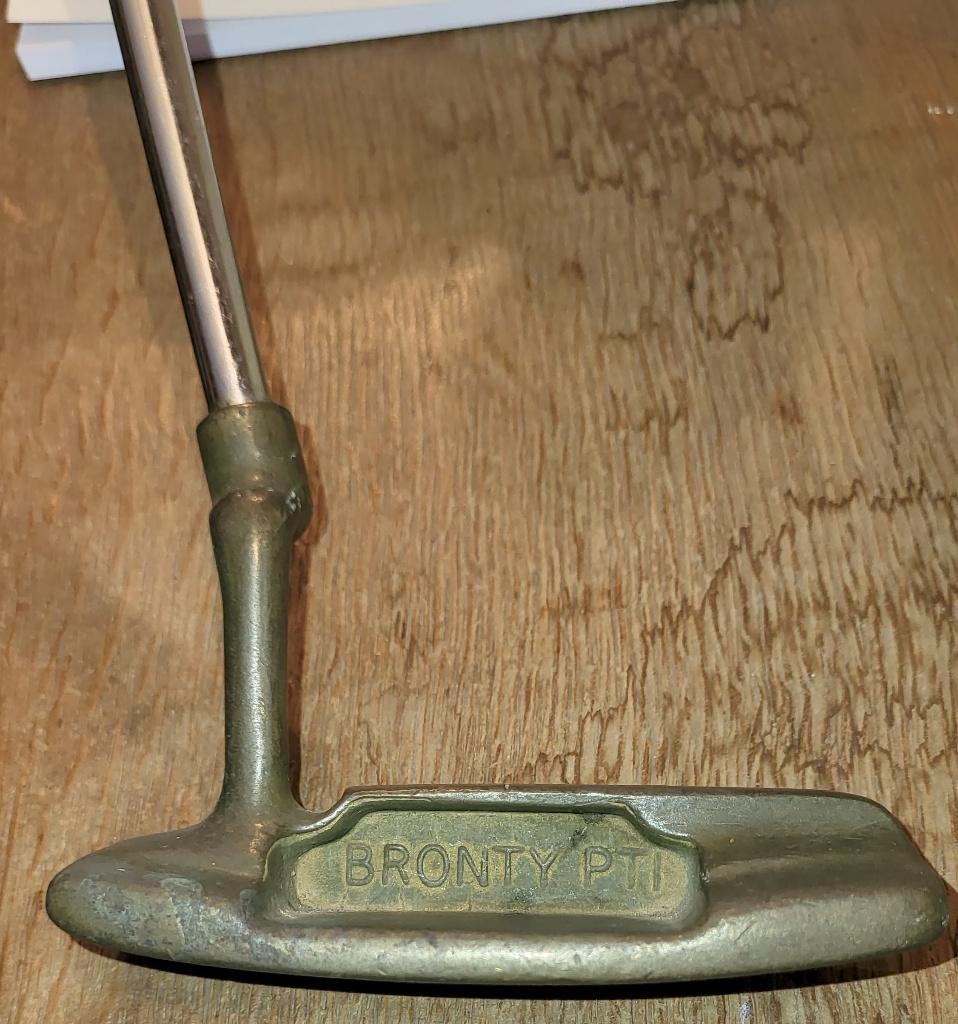 Ancien putter de golf BRONTY PTI de 1960-70, Enlèvement ou Envoi, Utilisé, Club, Autres marques