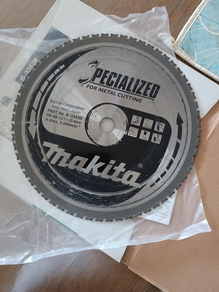 Makita Zaagblad Staat goed, Ophalen, Zo goed als nieuw