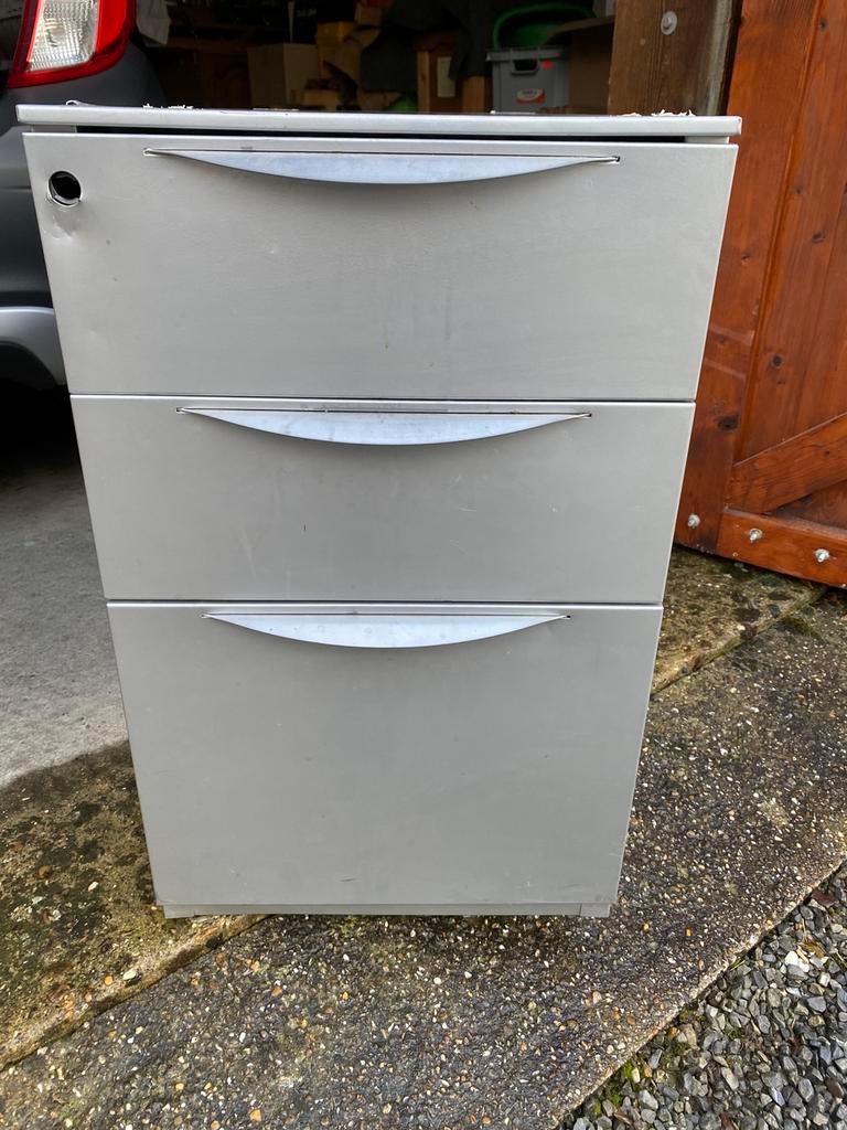 2 petites commodes en métal, Maison & Meubles, 3 ou 4 tiroirs, Moins de 100 cm, Kantoor / industrieel, Comme neuf