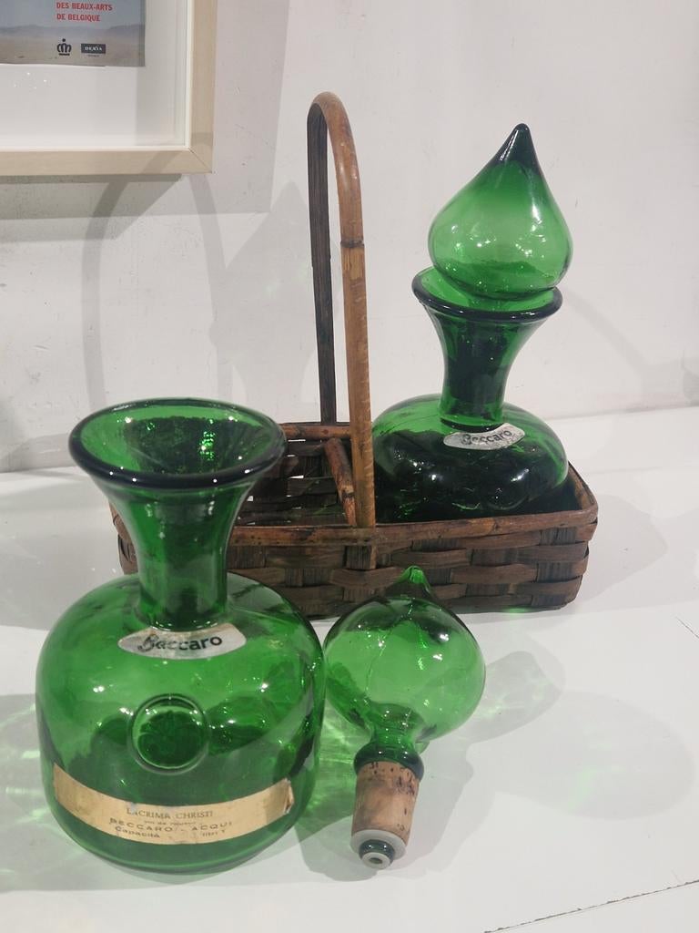 Empoli groen glas - Paar wijnkaraffen in rieten mand, Antiek en Kunst, Ophalen of Verzenden