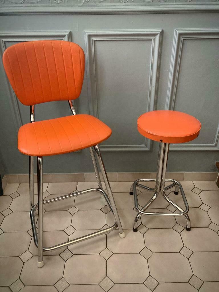 Fauteuil et tabouret vintage Orange et Chrome, Maison & Meubles, Enlèvement ou Envoi, Comme neuf
