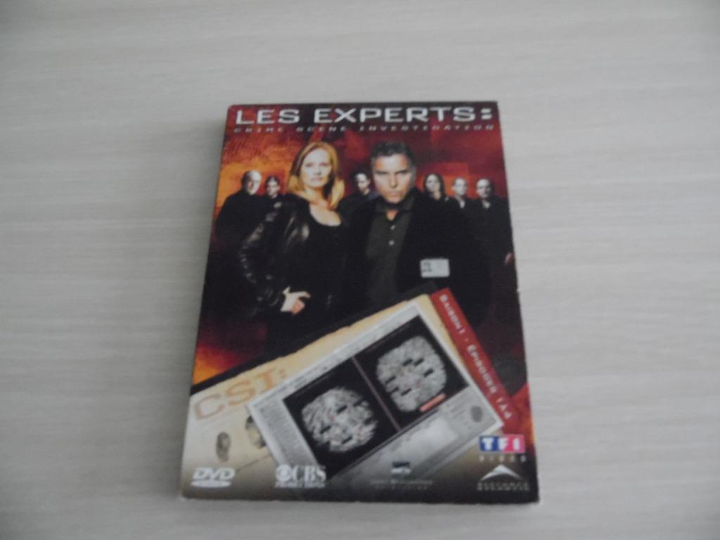 THE EXPERTS SEIZOEN 1 16 AFLEVERINGEN, Cd's en Dvd's, Dvd's | Tv en Series, Zo goed als nieuw, Thriller, Vanaf 6 jaar, Ophalen of Verzenden