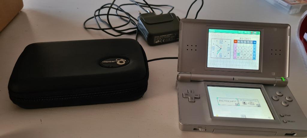 Nintendo ds lite, Games en Spelcomputers, Spelcomputers | Nintendo DS, Ophalen of Verzenden, DS Lite